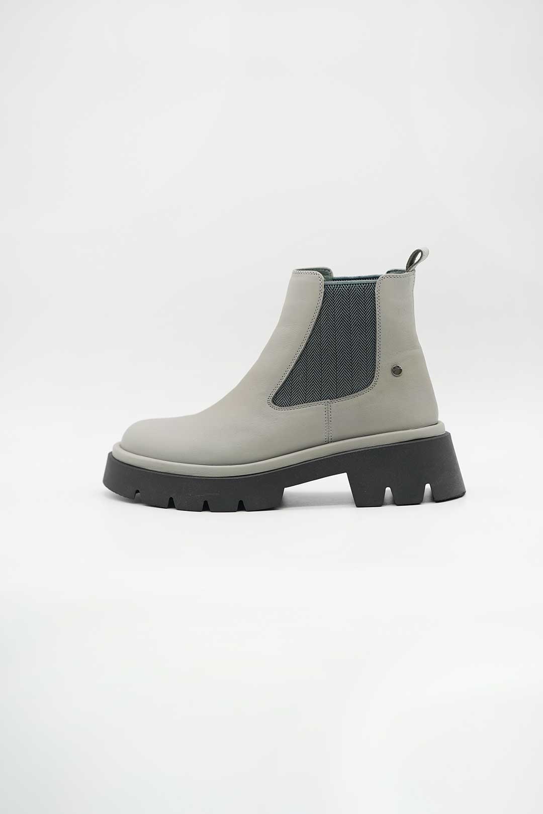 نیم بوت اسپرت زنانه R&W - کد 2221