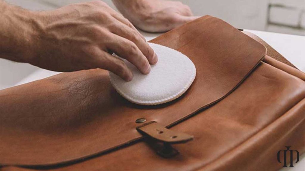 مراقبت از محصولات چرمی